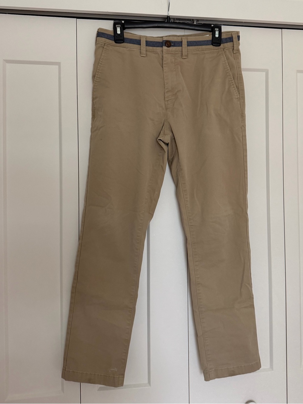 Express Stretch Slim Classic Khaki Pants